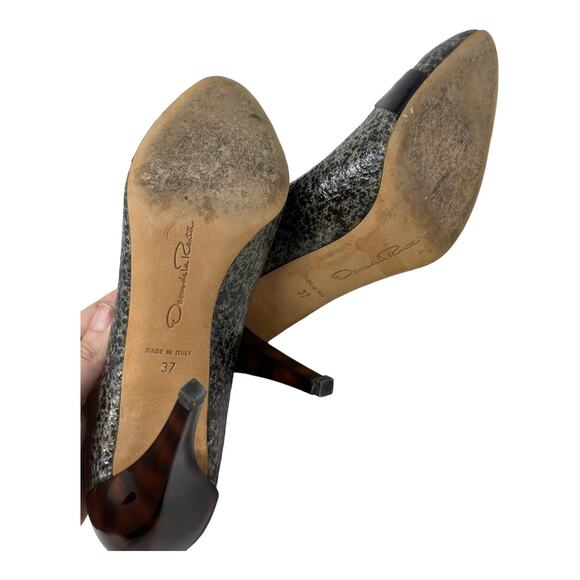 Oscar de la Renta Gray Speckled Leather Tortoise Trim Pumps size 37 - Picture 4 of 11
